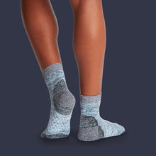 Load image into Gallery viewer, Women's Hiking Quarter Socks