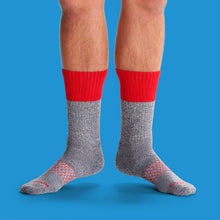 Load image into Gallery viewer, Men's Sesame Street Elmo Colorblock Socks