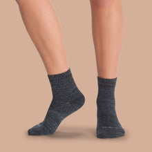 Load image into Gallery viewer, Women's Lightweight Quarter Sock 4-Pack
