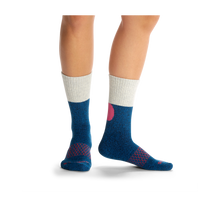 Load image into Gallery viewer, Women's Sesame Street Grover Colorblock Socks