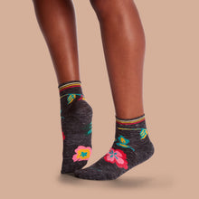 Load image into Gallery viewer, Women's Lightweight Quarter Sock 4-Pack