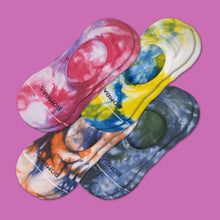 Load image into Gallery viewer, Women's Lightweight Tie Dye No Shows Sock 4-Pack