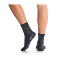 Load image into Gallery viewer, Women's Lightweight Sparkle Ribbed Quarter Sock Gift Box