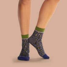 Load image into Gallery viewer, Women's Lightweight Quarter Sock 4-Pack