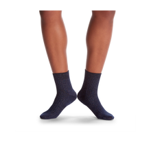 Load image into Gallery viewer, Women's Lightweight Sparkle Ribbed Quarter Socks