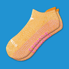 Load image into Gallery viewer, Men's Gripper Ankle Socks