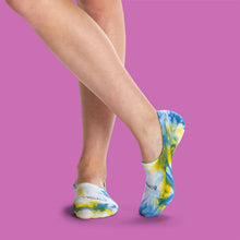 Load image into Gallery viewer, Women's Lightweight Tie Dye No Show Socks