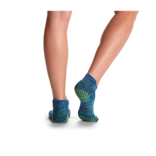 Load image into Gallery viewer, Women's Performance Gripper Ankle Sock 3-Pack