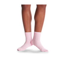 Load image into Gallery viewer, Women's Lightweight Sparkle Ribbed Quarter Socks