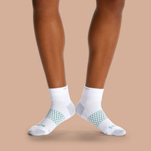 Load image into Gallery viewer, Women's Performance Golf Quarter Sock 3-Pack
