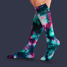 Load image into Gallery viewer, Women's Tie Dye Performance Ski &amp; Snowboard Socks
