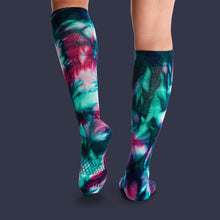 Load image into Gallery viewer, Women's Tie Dye Performance Ski &amp; Snowboard Socks
