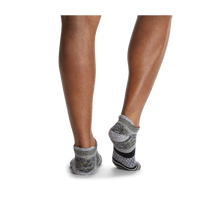 Load image into Gallery viewer, Men's Brush Stripe Ankle Socks
