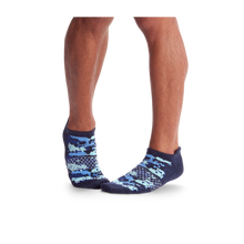 Load image into Gallery viewer, Men's Camo Ankle Socks
