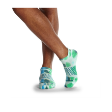 Load image into Gallery viewer, Men's Color Swatch Tie Dye Ankle Socks
