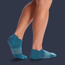 Load image into Gallery viewer, Men's All-Purpose Performance Ankle Socks

