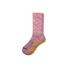 Load image into Gallery viewer, Women's Gripper Calf Socks
