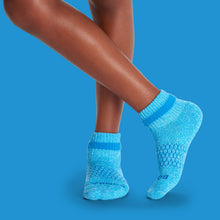 Load image into Gallery viewer, Youth Sesame Street Fuzzy Cookie Monster Socks
