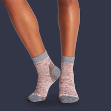 Load image into Gallery viewer, Women's Hiking Quarter Socks
