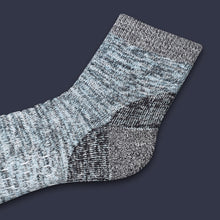 Load image into Gallery viewer, Women's Hiking Quarter Socks
