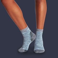 Load image into Gallery viewer, Women's Hiking Quarter Socks
