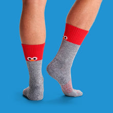 Load image into Gallery viewer, Men's Sesame Street Elmo Colorblock Socks
