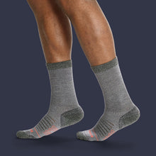 Load image into Gallery viewer, Men's Performance Merino Hiking Calf Socks
