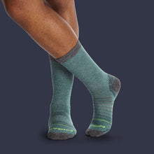 Load image into Gallery viewer, Men's Performance Merino Hiking Calf Socks
