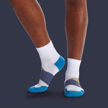 Load image into Gallery viewer, Men's Summer Style Performance Running Quarter Socks
