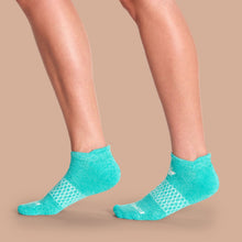 Load image into Gallery viewer, Women's Marl Ankle Socks
