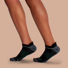 Load image into Gallery viewer, Women's Performance Golf Ankle Sock 12-Pack

