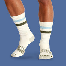 Load image into Gallery viewer, Men's Vintage Stripe Calf Sock 3-Pack

