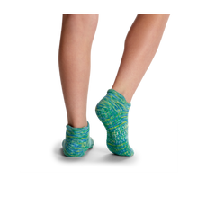 Load image into Gallery viewer, Youth Space Dye Gripper Ankle Sock 4-Pack
