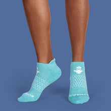 Load image into Gallery viewer, Women's Ankle Sock 4-Pair Gift Box
