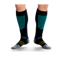 Load image into Gallery viewer, Men's Lightweight Performance Ski &amp; Snowboard Sock 4-Pack

