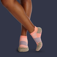 Load image into Gallery viewer, Women's Performance Gripper Ankle Sock 3-Pack
