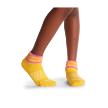 Load image into Gallery viewer, Mother-Youth Fuzzy Sesame Street Sock 8-Pack
