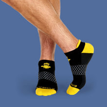 Load image into Gallery viewer, Men's Calf &amp; Ankle Socks Gift Box
