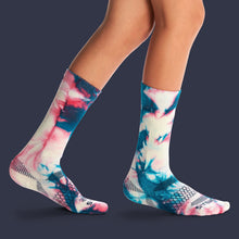 Load image into Gallery viewer, Youth Tie Dye Active Ski &amp; Snowboard Sock 6-Pack
