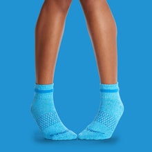 Load image into Gallery viewer, Mother-Toddler Fuzzy Sesame Street Sock 8-Pack
