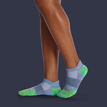 Load image into Gallery viewer, Women's Performance Gripper Ankle Sock 3-Pack
