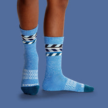 Load image into Gallery viewer, Youth Stripe Dream Calf Sock 4-Pack
