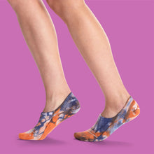 Load image into Gallery viewer, Women's Lightweight Tie Dye No Shows Sock 4-Pack
