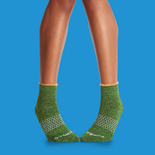 Load image into Gallery viewer, Sesame Street Fuzzy Sock 4-Pack
