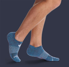 Load image into Gallery viewer, Men's All-Purpose Performance Ankle Sock 6-Pack
