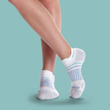 Load image into Gallery viewer, Women's Performance Tennis Ankle Sock 6-Pack
