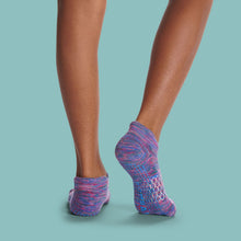 Load image into Gallery viewer, Youth Space Dye Gripper Ankle Sock 4-Pack

