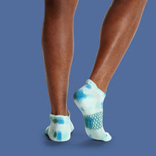 Load image into Gallery viewer, Men's Color Swatch Tie Dye Ankle Sock 4-Pack
