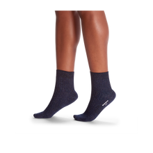 Load image into Gallery viewer, Women's Lightweight Sparkle Ribbed Quarter Socks
