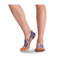 Load image into Gallery viewer, Women's Lightweight Tie Dye No Show Socks
